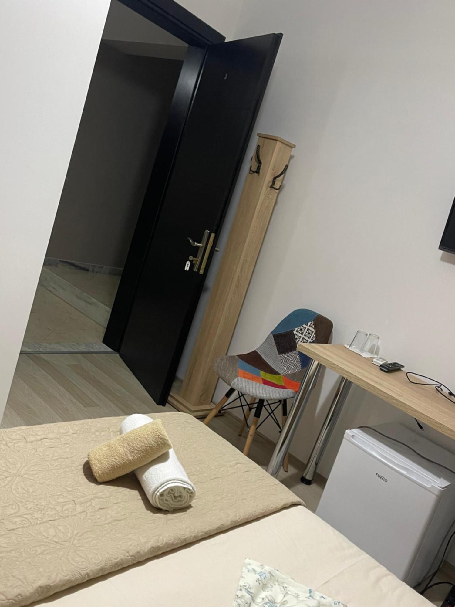 Small Hotel Ora Pogradec Zewnętrze zdjęcie